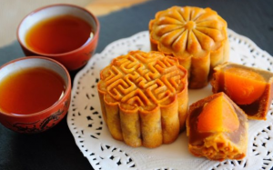 Bánh trung thu trứng muối Thanh Tâm